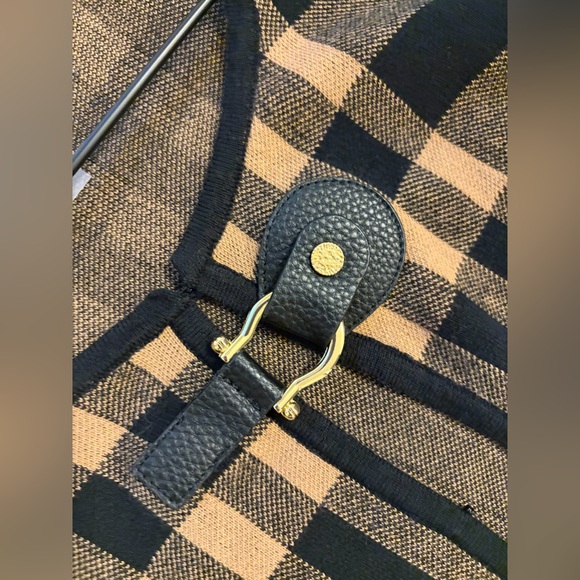 Anne Klein Black and Brown Knit Cardigan - Picture 6 of 6